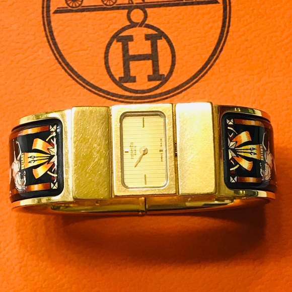 SOLD - HERMÈS Loquet Enamel Watch - Picture 14 of 16